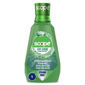 Crest Scope Stay Strong Mouthwash with Fluoride, Strong Mint, 1L