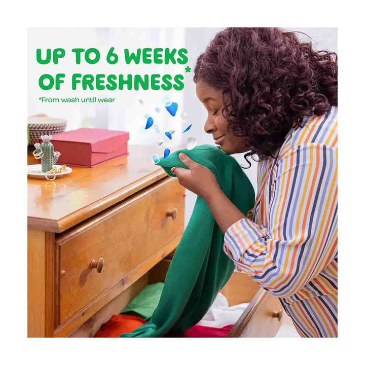 Gain Ultra Oxi Liquid Laundry Detergent, Waterfall Delight Scent, 65 fl oz — view 2