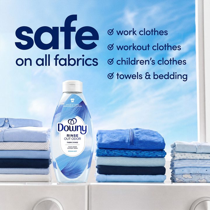 Downy Rinse & Refresh Laundry Odor Remover and Fabric Softener, Ocean Mist, 25.5 fl oz., Safe On All Fabrics, HE Compatible — view 2