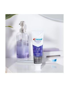 Crest 3D White Fluoride Anticavity Toothpaste - Charcoal, 3.8 oz — view 4